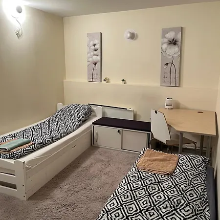 Hobeda 6 Guest house *